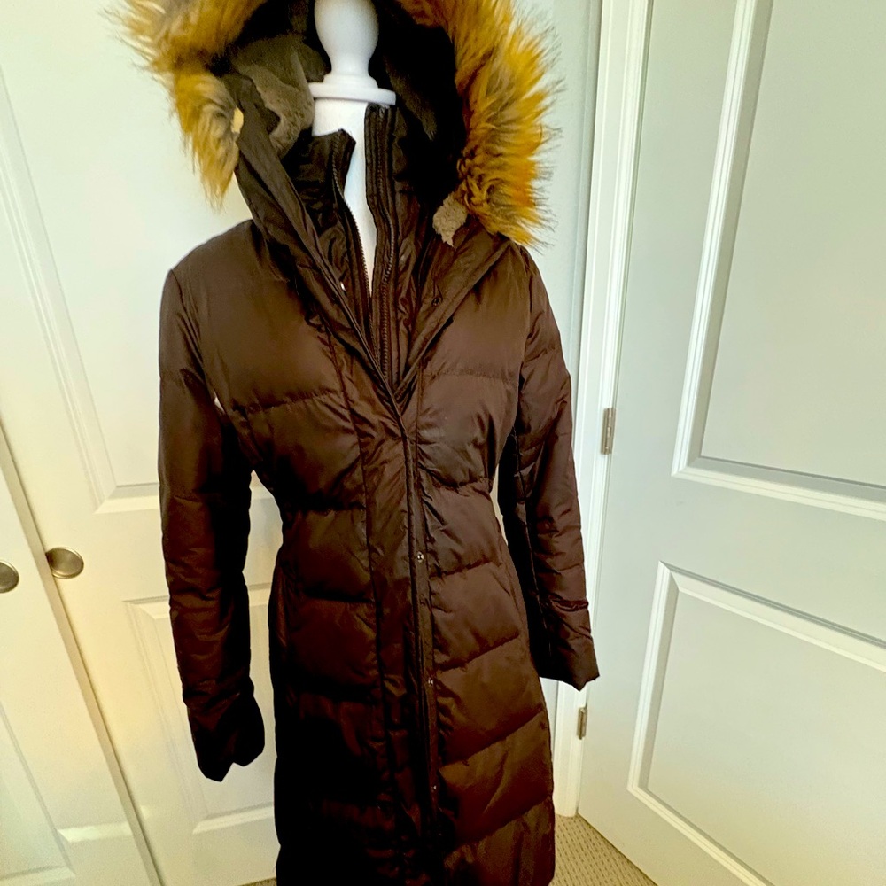 Gorgeous down, filled brown, long coat with inner zipper and outer snaps.